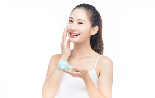 长斑有什么好办法能自己淡斑呢,长斑用什么药祛斑