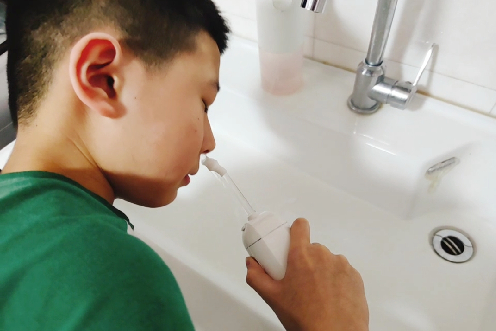 出差便携电动洗鼻器,洗鼻器成人旅行装