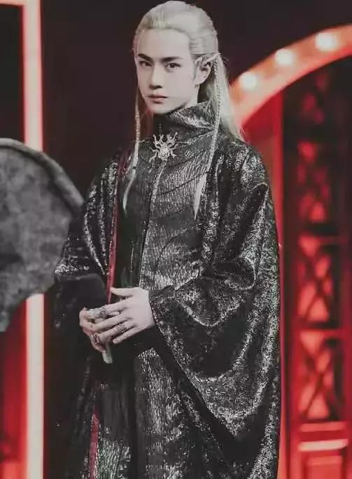 王源cosplay,王源cos火影是哪个节目