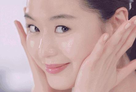 磨皮可以解决毛孔粗大,保留毛孔的质感磨皮教程