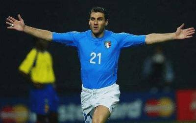 足坛史上十大前锋,足坛历史前锋前100