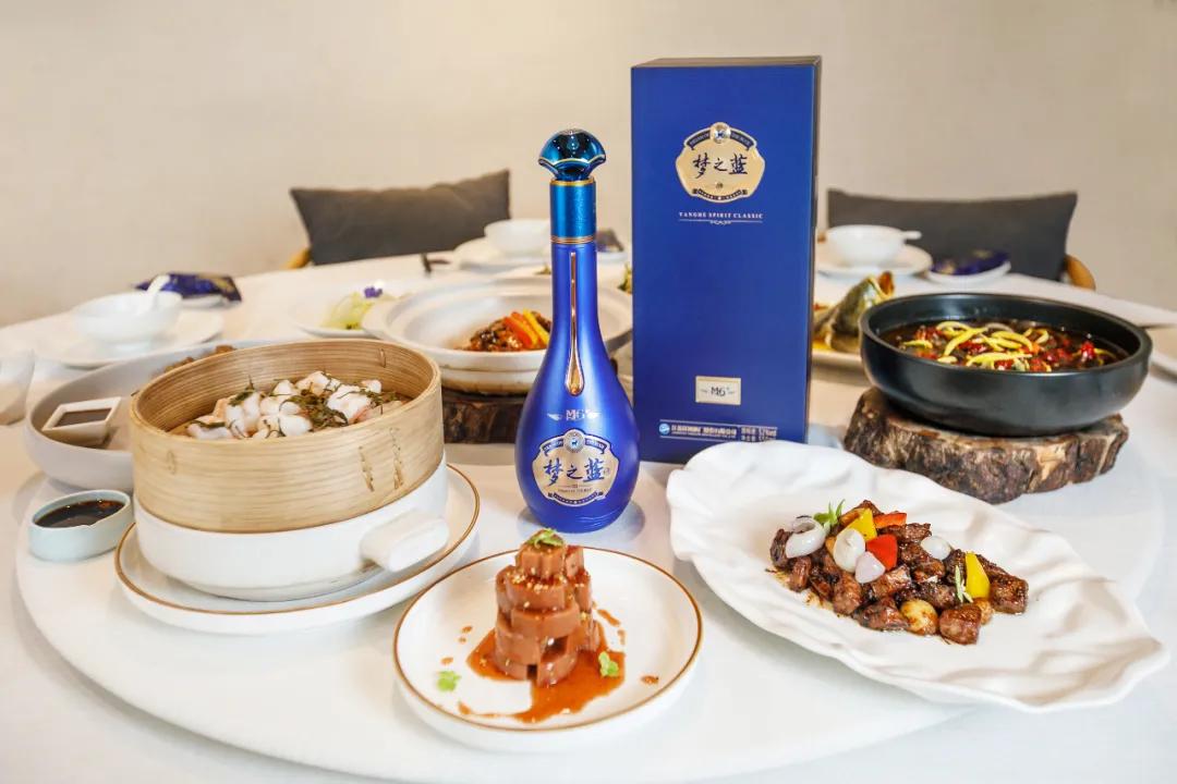 别人问你是什么酒怎么幽默回答,有人问你懂酒吗我怎么回答