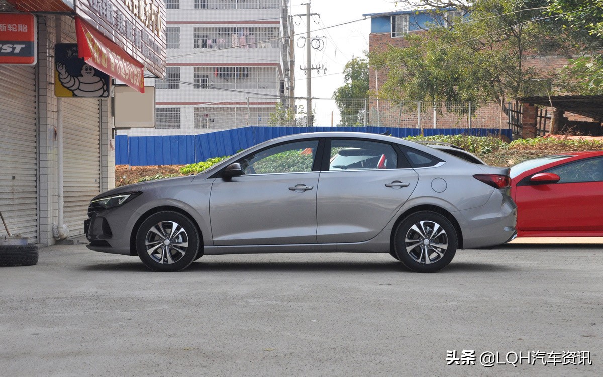 长安逸动plus与英朗对比,长安逸动plus和英朗哪个更值得买