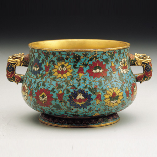 铜胎掐丝珐琅的俗名为景泰蓝,景泰蓝掐丝珐琅工艺制作材料