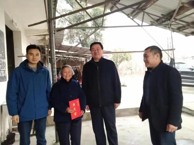 春节走访慰问走心更需暖心,新城区领导联合开展走访慰问活动