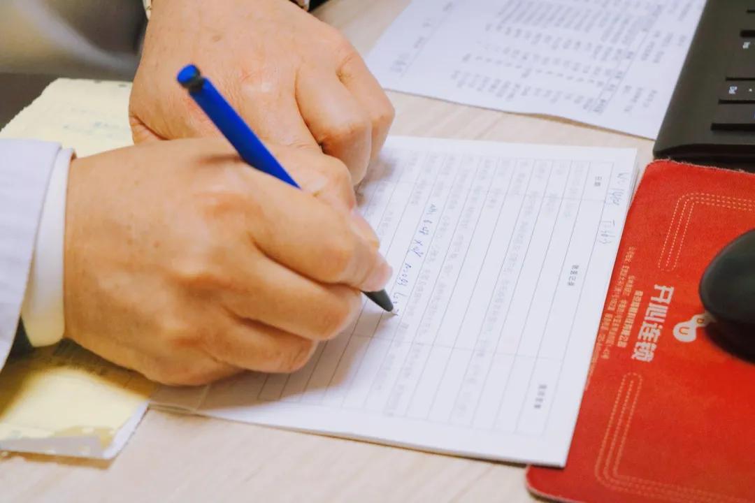 医生说孩子鼻窦炎很严重怎么办,孩子得了鼻窦炎大人很难受怎么办