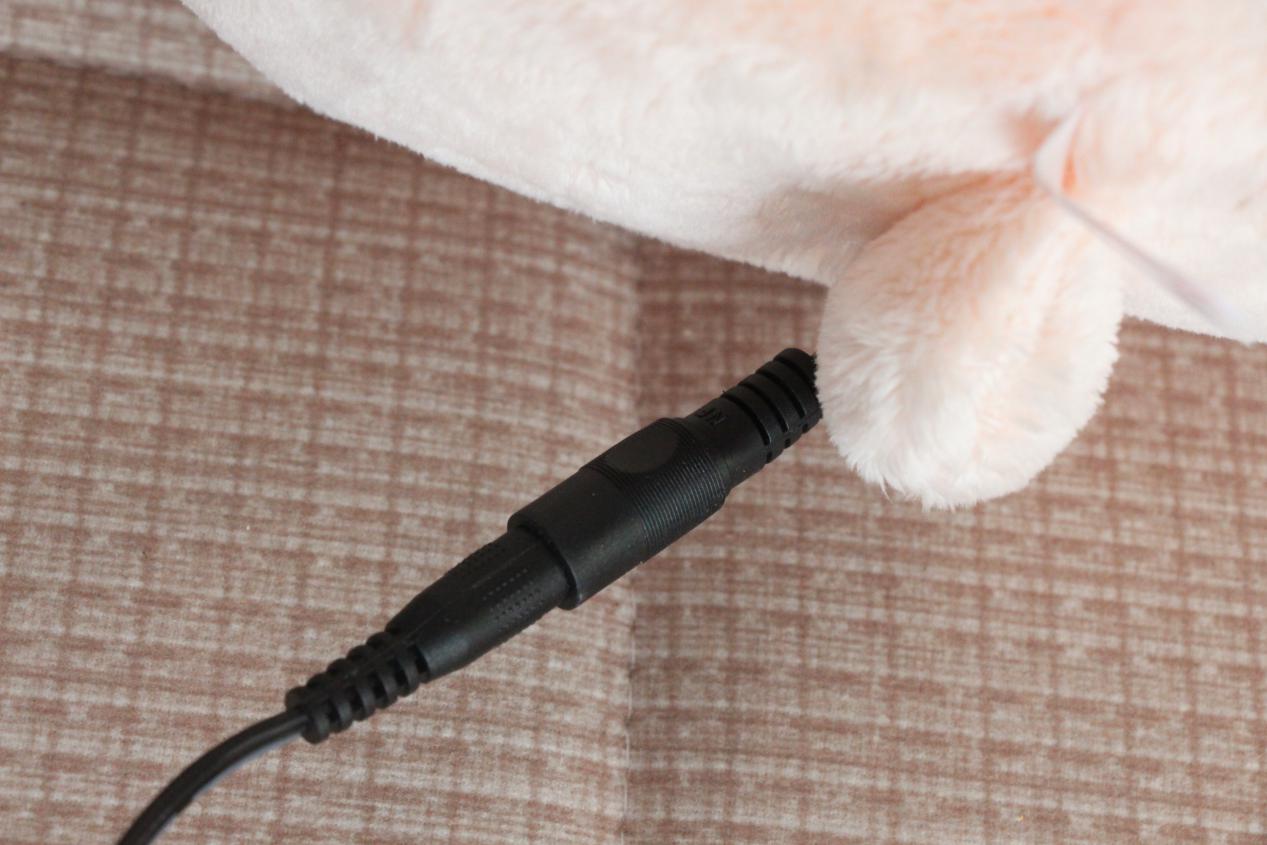 贴心设计,智享生活:礼意久久安妮熊腿部按摩器