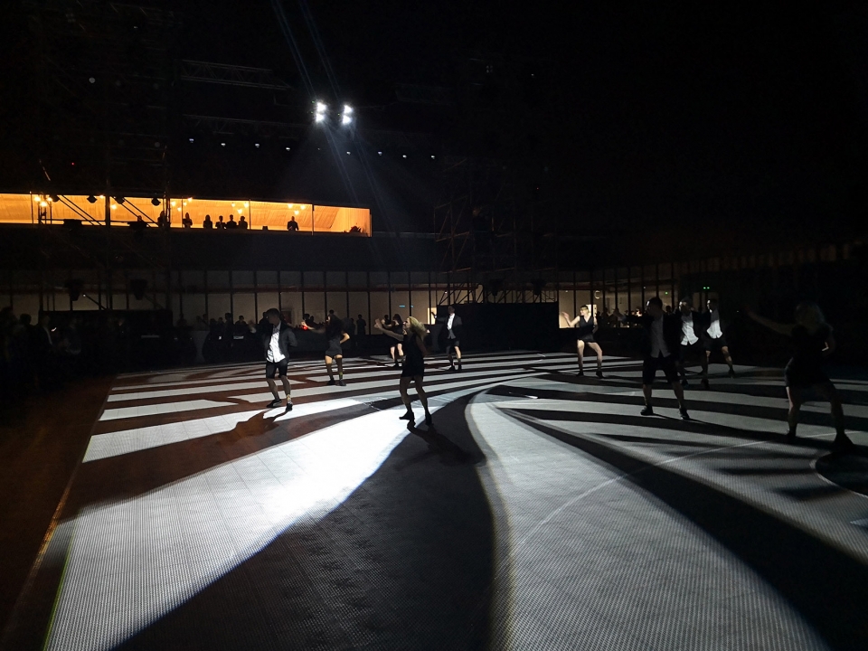 既是工厂,也是美术馆的浙江STANCE智慧厂房