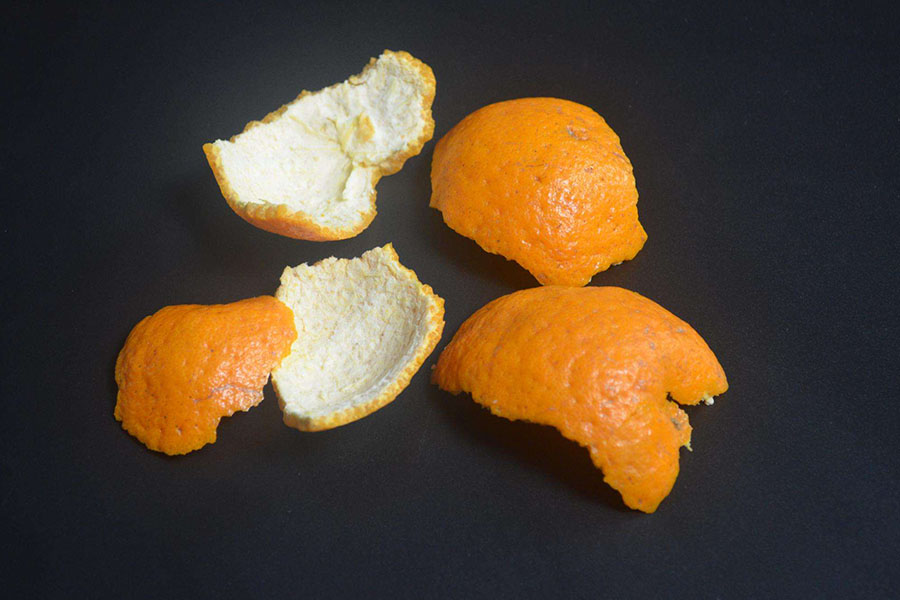 保温杯里有异味可以用牙膏解决吗,保温杯有异味怎么去除小苏打