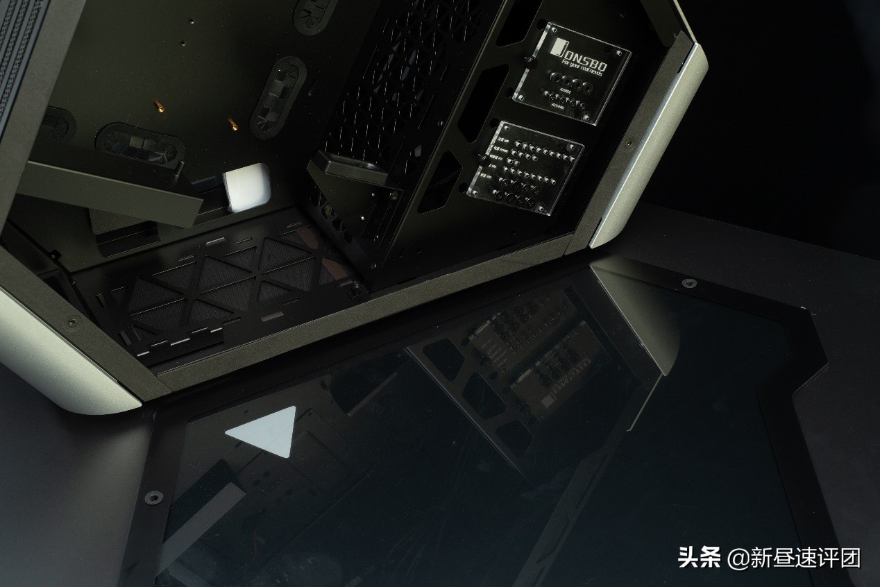 乔思伯tr03机箱多少钱,乔思伯tr03分体水冷装机