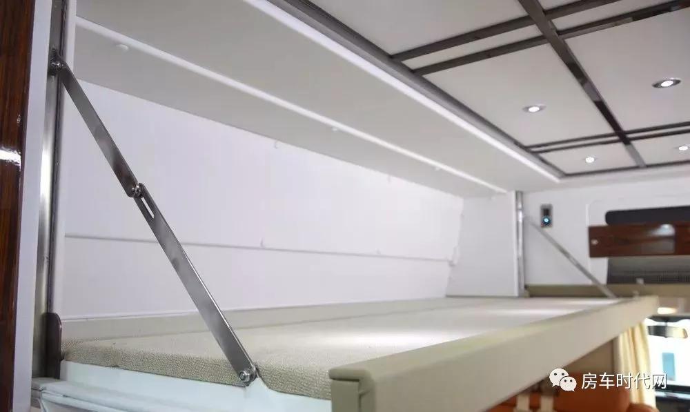 「途酷房车」历久弥新，福特全顺V348房车值得一试！