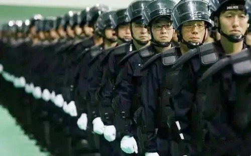 文职官员到何级别才有专门警卫员,什么级别的干部配备警卫员司机