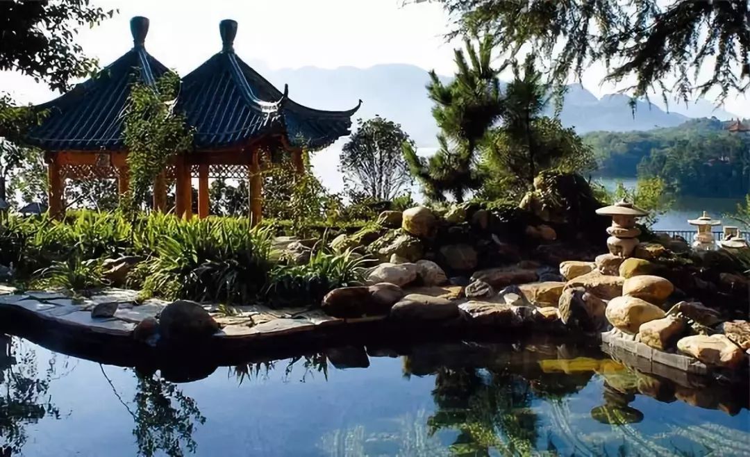 脑洞玩河南｜茗阳汤泉99元限时抢，来一场说泡就泡的温泉之旅吧！