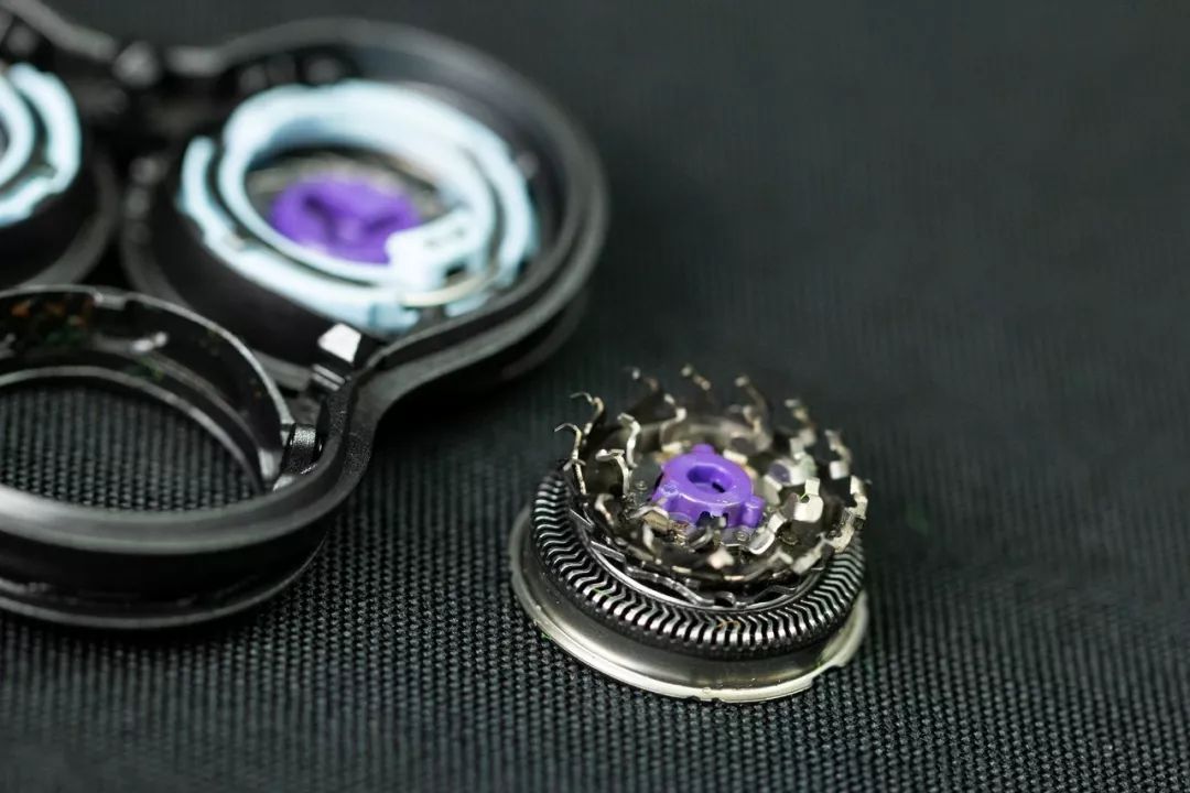 飞利浦s9000剃须刀怎么连接蓝牙,飞利浦s9000剃须刀怎么安装视频