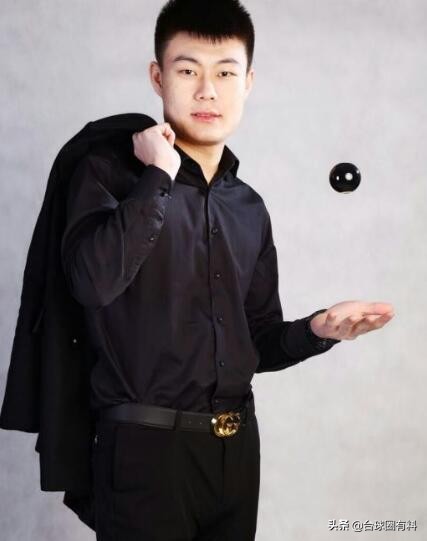 justalovelyboy——“百步穿杨”张堃鹏