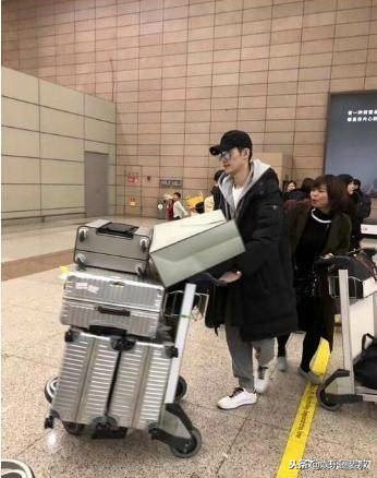 明星们的特权越来越少,林志颖被投诉,毛俊杰被官方打脸