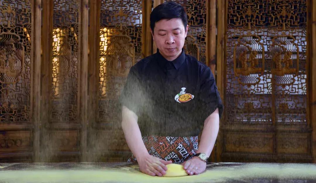 比格比萨创始人赵志强多大,比格比萨创始人赵志强豪宅