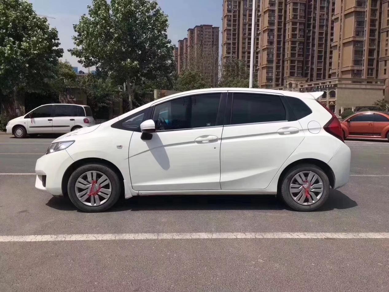 2010年本田飞度卖多少钱,本田飞度2015年1.5l自动挡二手车