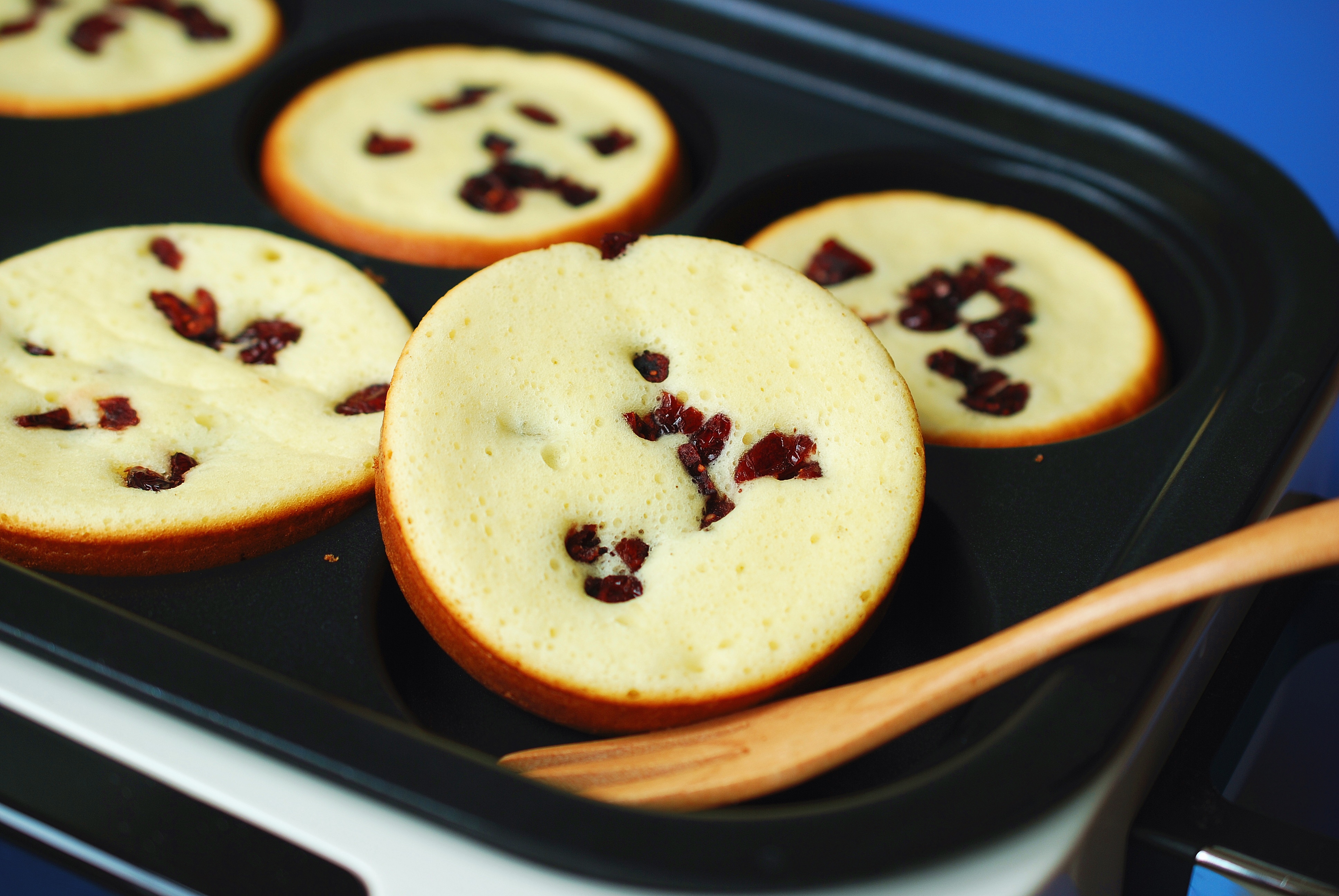 0糖0油0面粉的低卡蛋糕自制,用不粘锅做蛋糕最简单