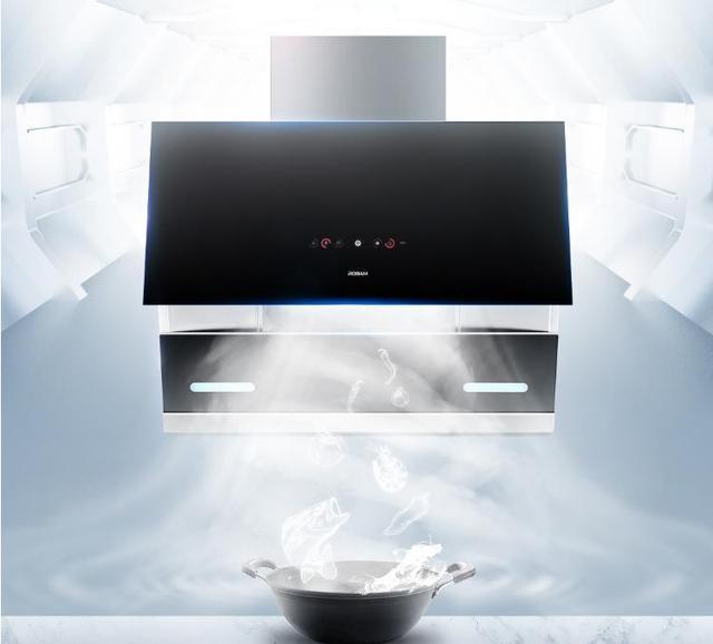 巨幕拢吸秒收油烟，用老板油烟机5900S开启“超能力”厨房生活