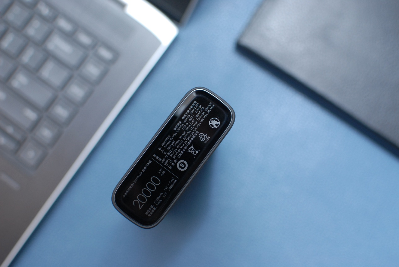 小米移动电源3超级闪充版最高55W,小米移动电源3超级闪充和高配版