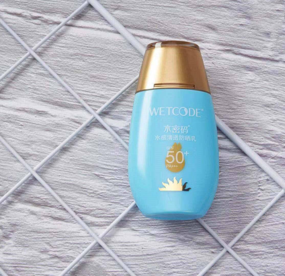 想要底妆细腻服帖不卡粉,底妆秘诀零毛孔无暇底妆至关重要