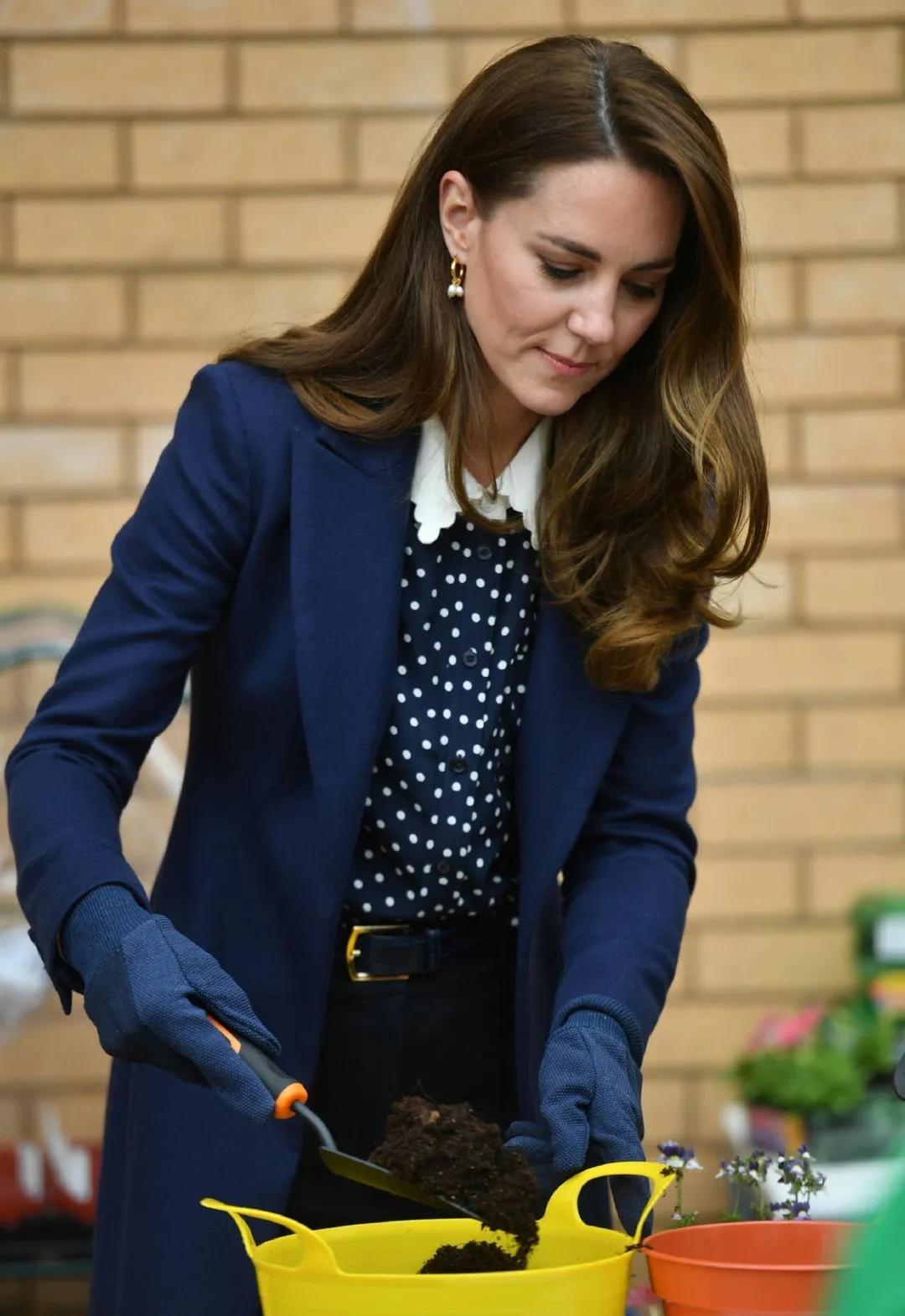 凯特王妃新上手的“千元级”手袋，什么来头？