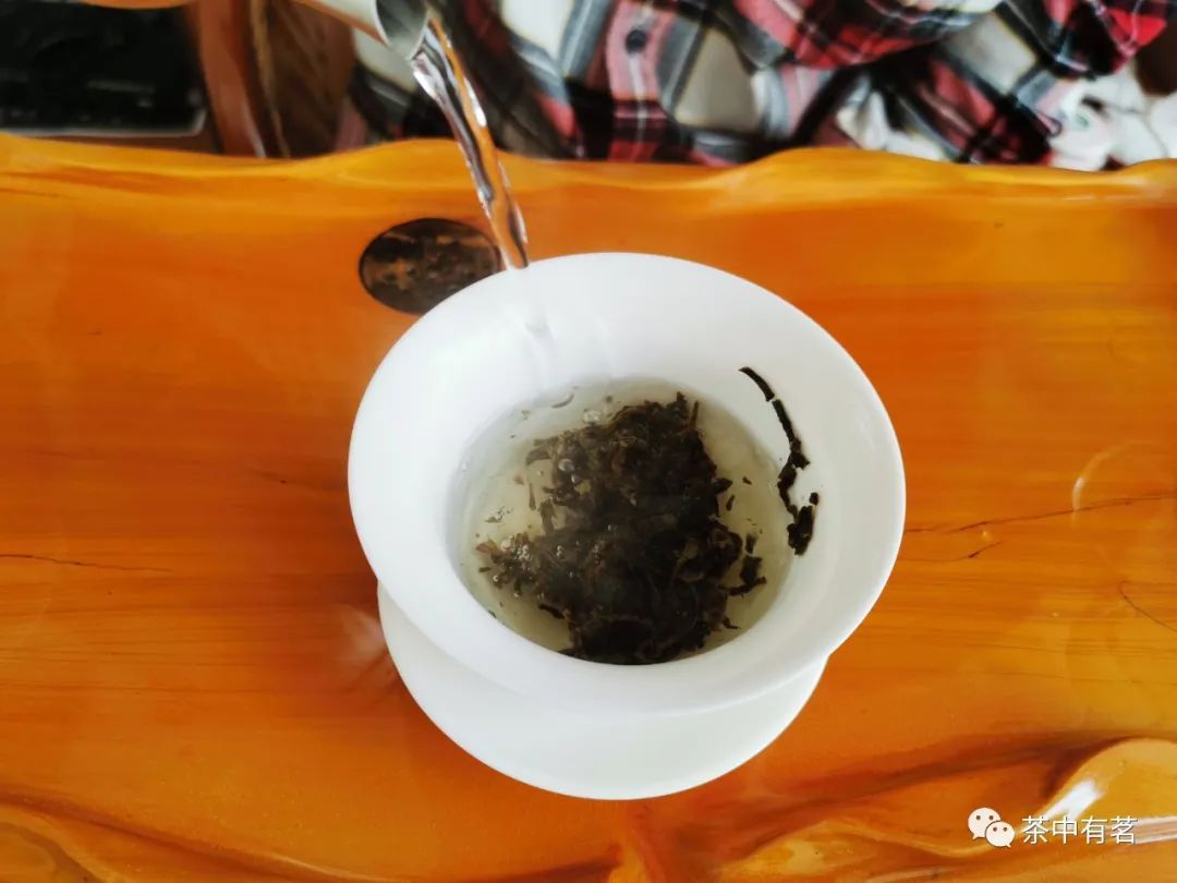 普洱茶冲泡的9个步骤和方法图解,普洱茶的冲泡方法正宗