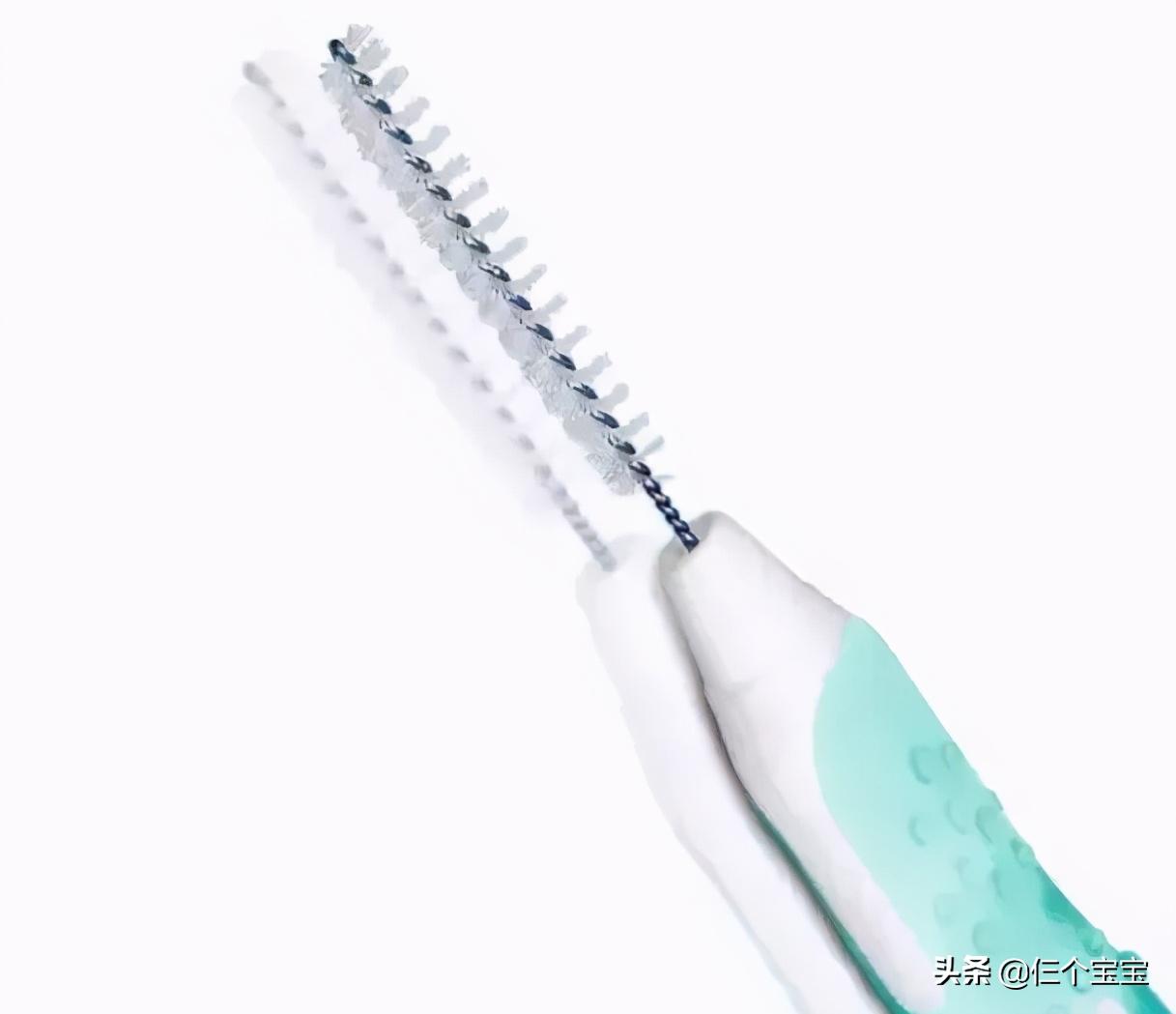 草莓籽藏在牙里发芽了,草莓籽在嘴里发芽