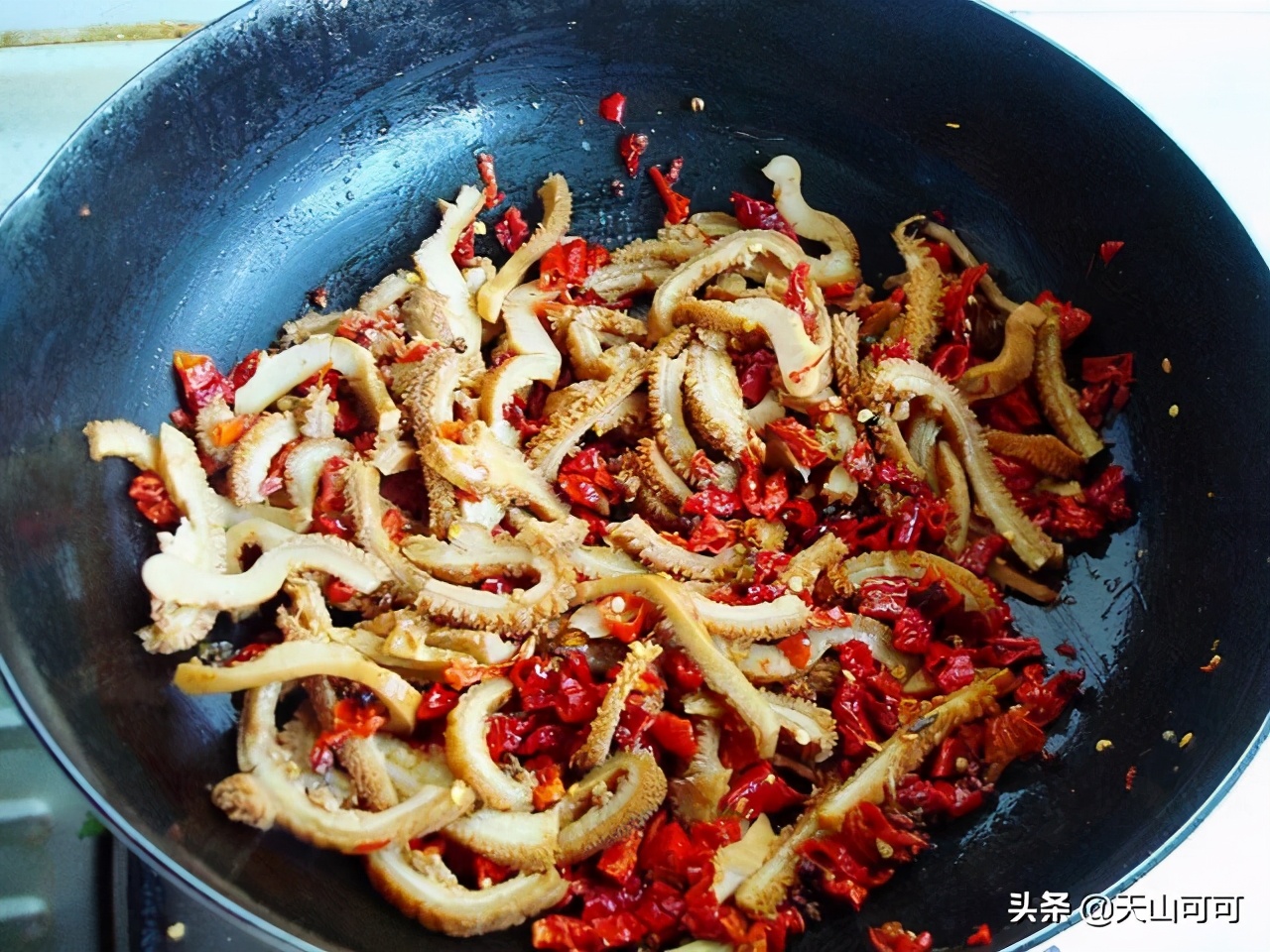 新疆大片牛肚的做法,香辣牛肚最好吃的做法