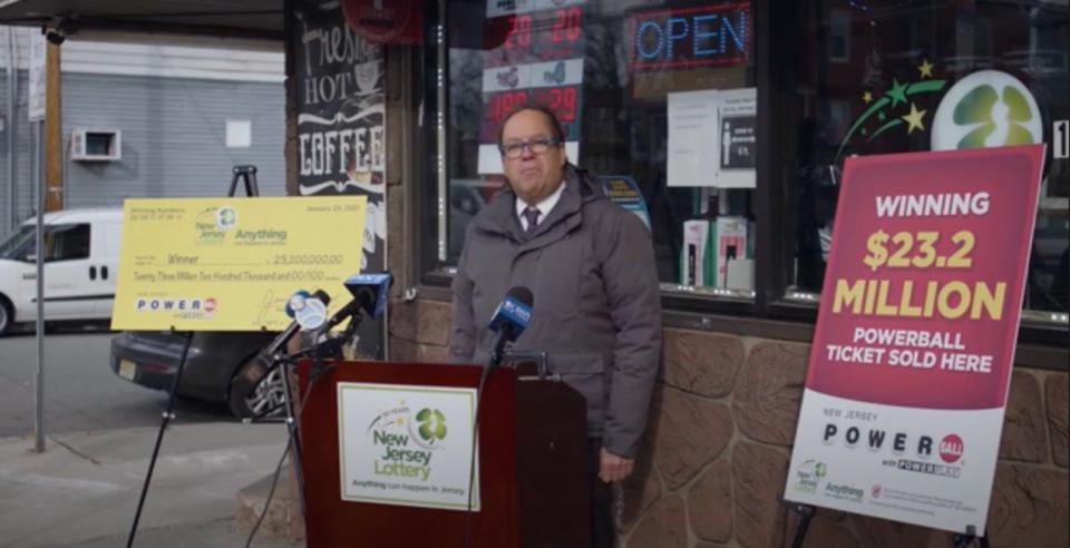 强力球大奖井喷仅隔三天又中出2320万头奖和43个百万美元二等奖