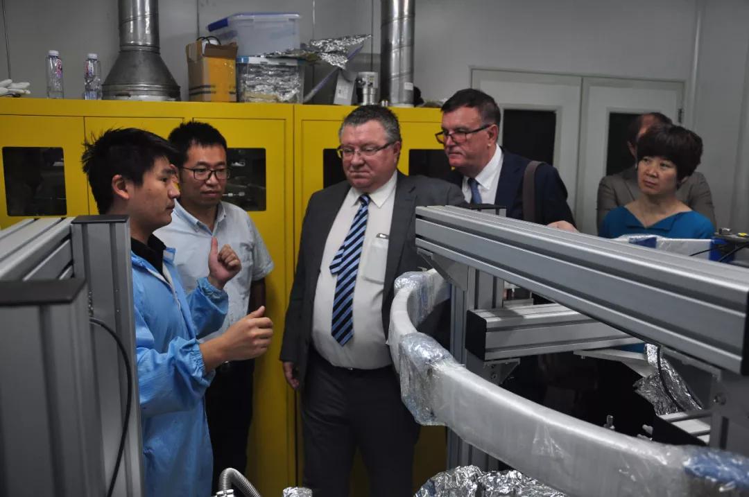 鍥介檯绀句細澹版彺涓浗鎶楃伨鏁戞彺,鍥介檯鍚勭晫鍔涙尯涓浗