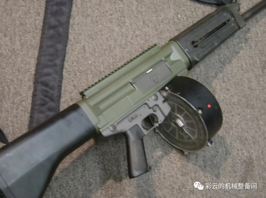 aa12自动霰弹枪介绍,usas-12霰弹枪解说