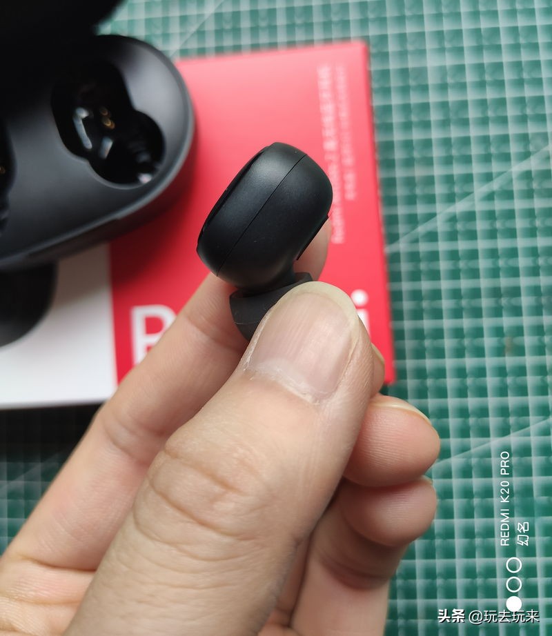 redmi无线蓝牙耳机air2s评测,redmiairdots3真无线蓝牙耳机对比