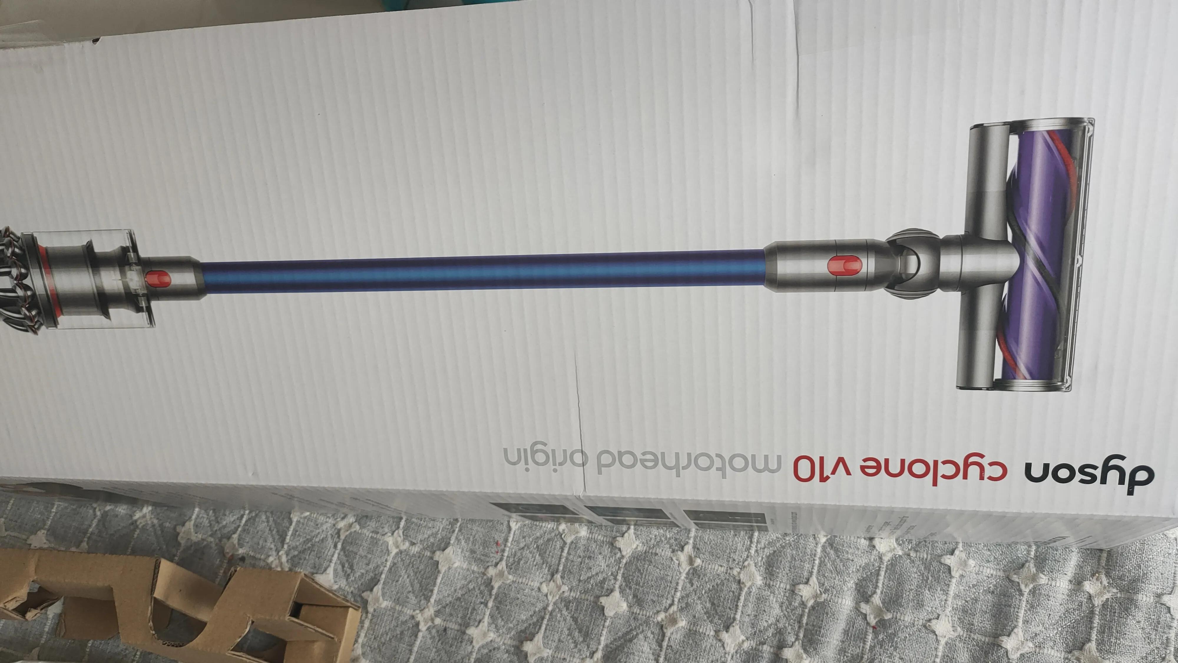 戴森v10开箱视频,双11戴森全年最强折扣来咯