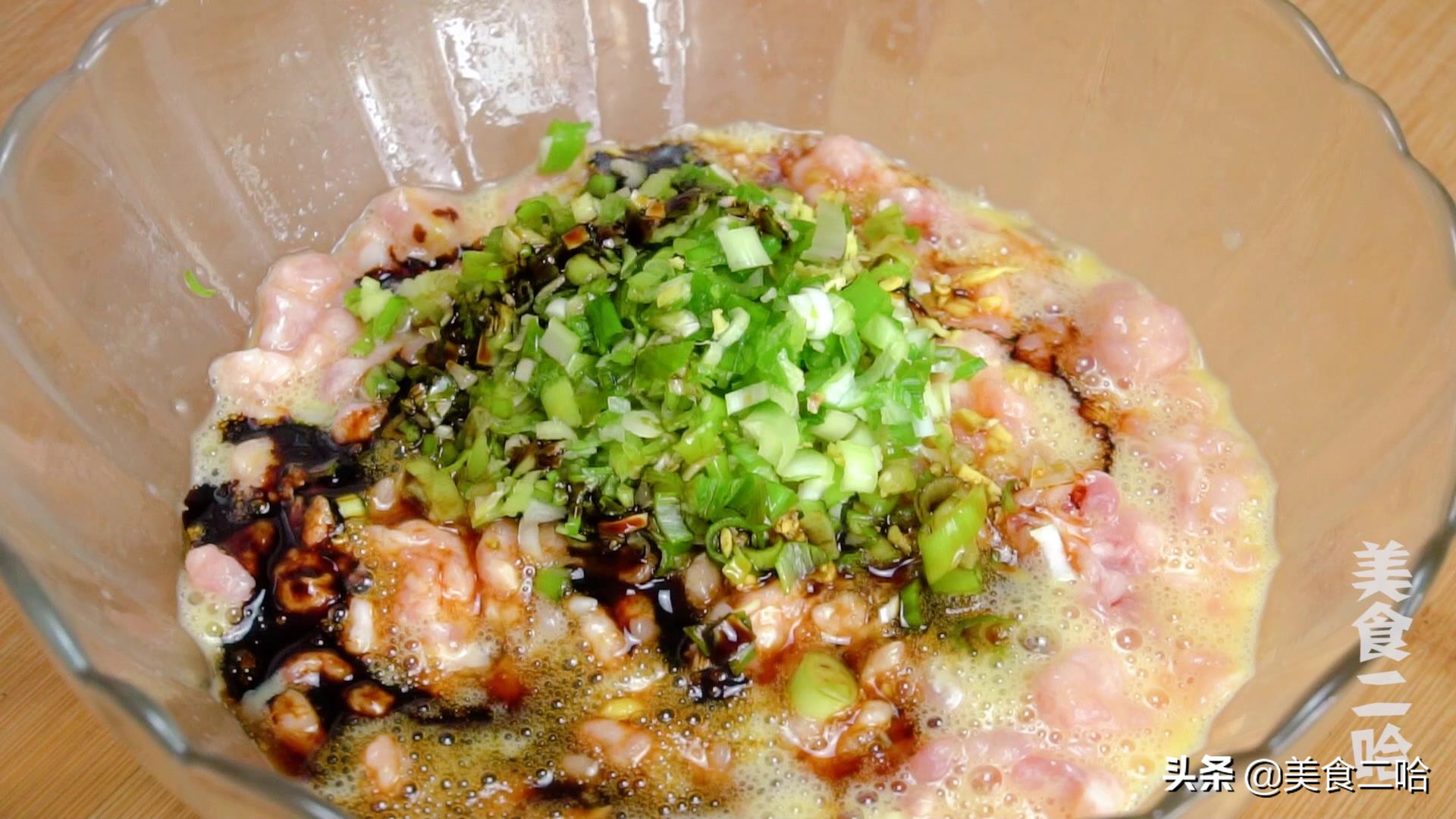 丸子怎么炸不会散开,丸子怎么炸又酥脆又好吃