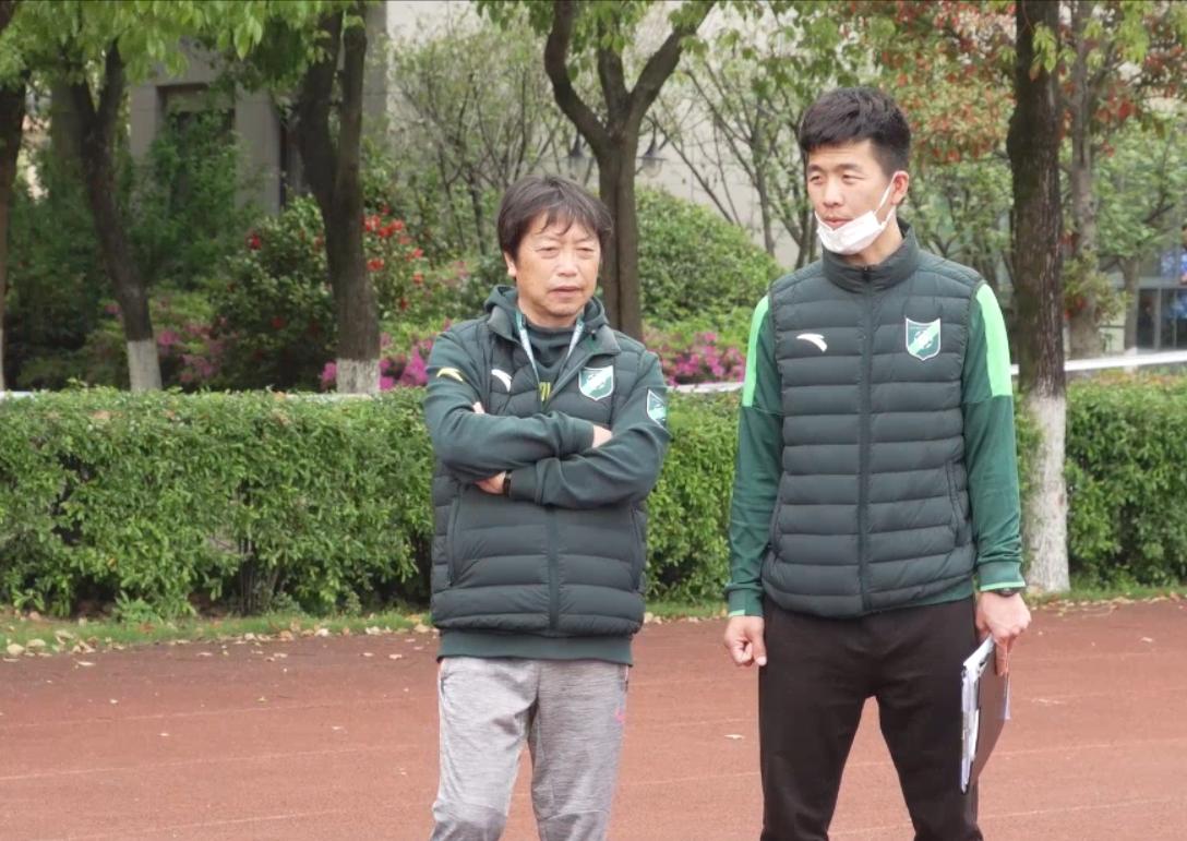 日籍教官飞行,日籍飞行员教官重返中国