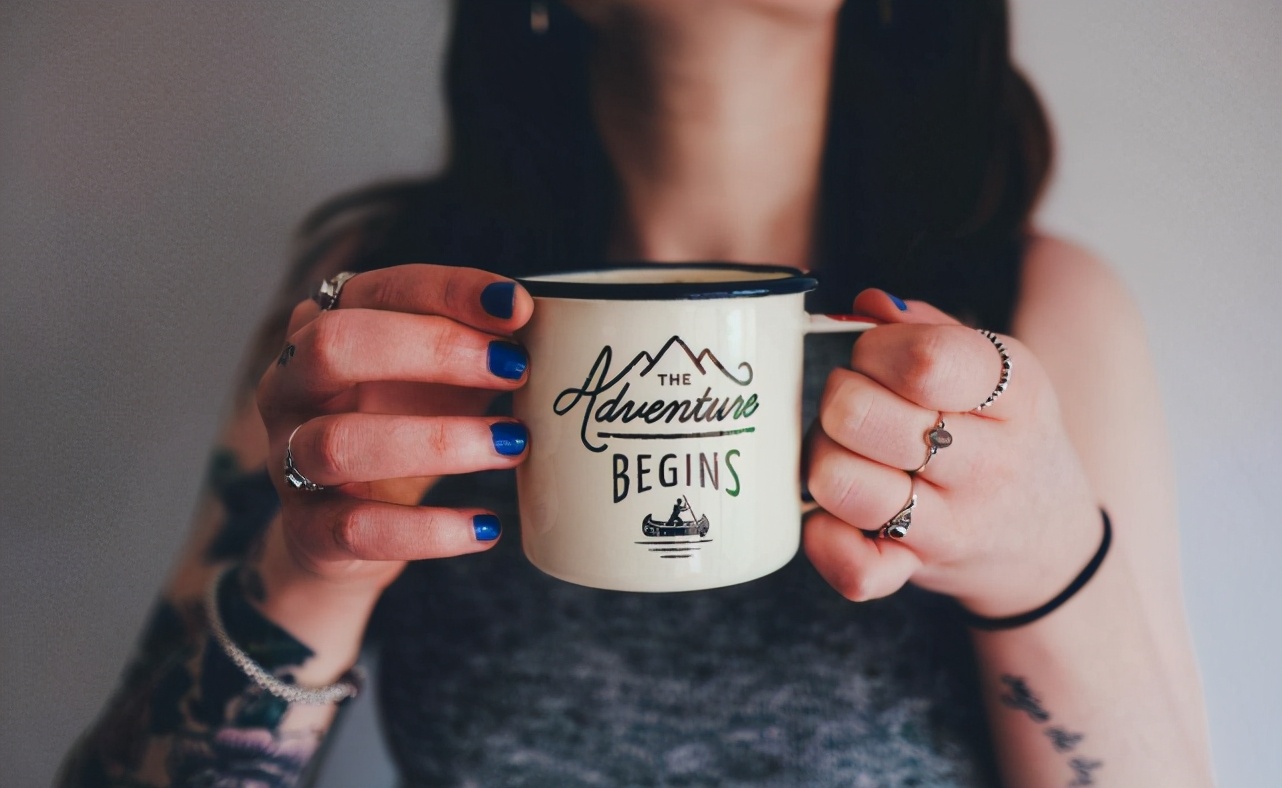 人到中年被辞退是换工作还是创业,人到中年被离职了怎么办