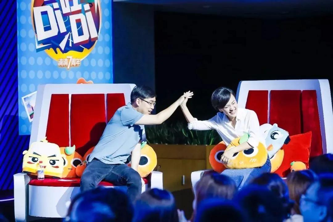 网约车司机掉手机,网约车司机可以拽出来了吗