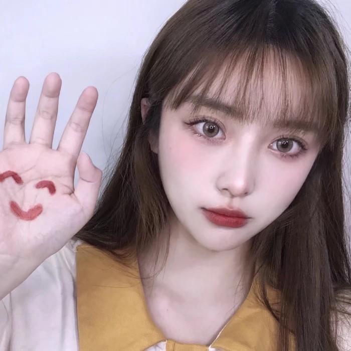 白皮肤适合阿玛尼哪款粉底液,干皮虫草和沁水粉底液测评