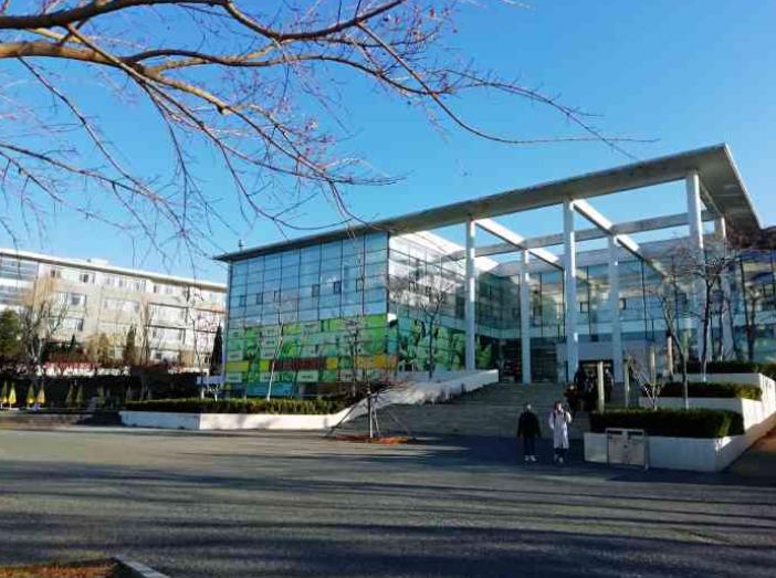 2021高考严重“断档”的医科大学,录取位次直降4.7万,考生开心