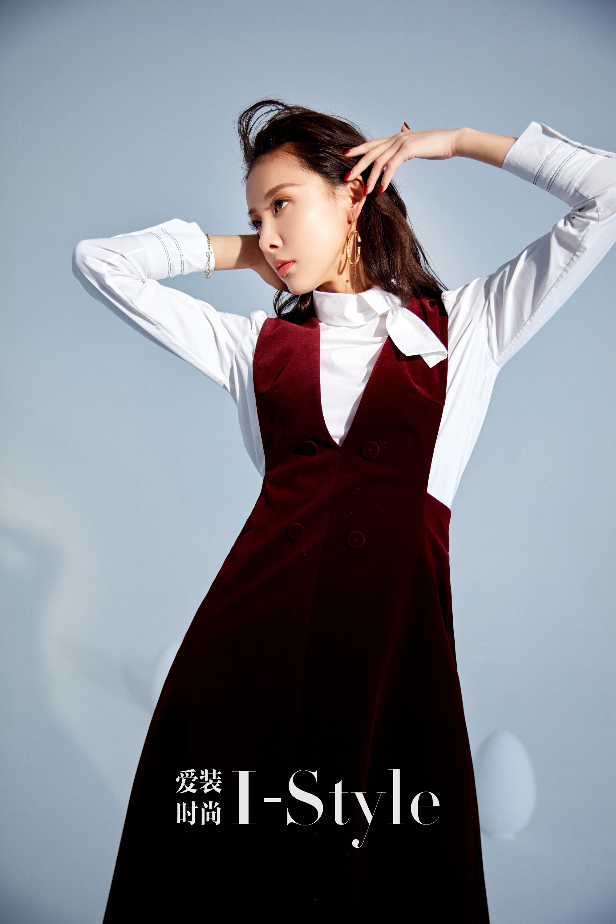 贾清穿衣搭配图,贾青穿复古连衣裙