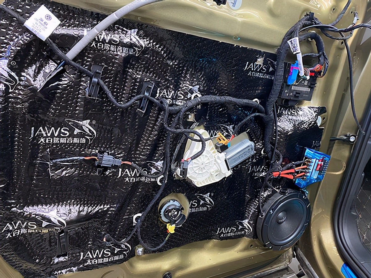 汽车音响南京改装,济南柯迪亚克音响改装