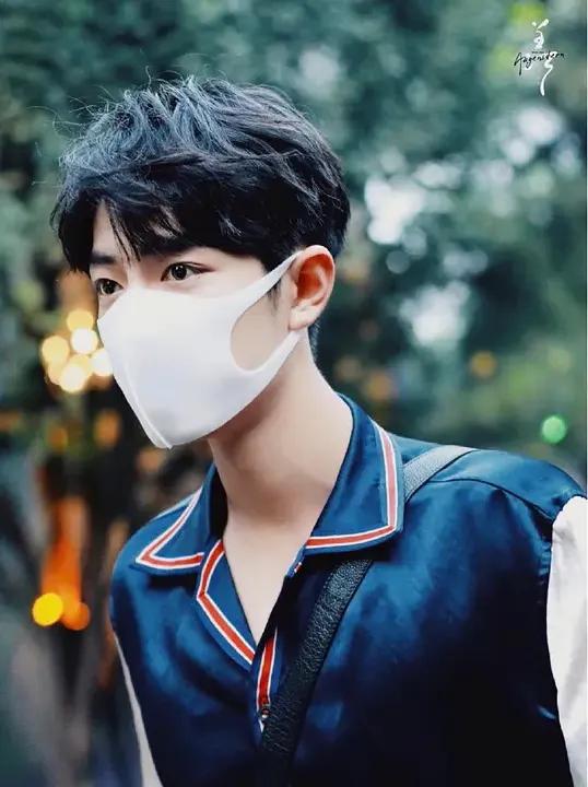 最大胆又最正经,肖战和Gucci