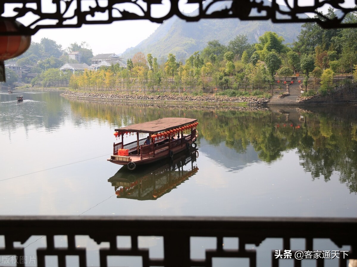 邱锡凤福建上杭客家话直译《边城》10(音频见客家话·唐宋音网)