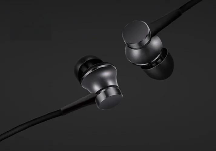 苹果耳机airpods3与百元耳机,颜值高有线耳机百元耳机