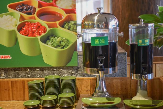 在三亚吃正宗的椰子鸡，不妨试试这两家（海南海岸行者旅行社）