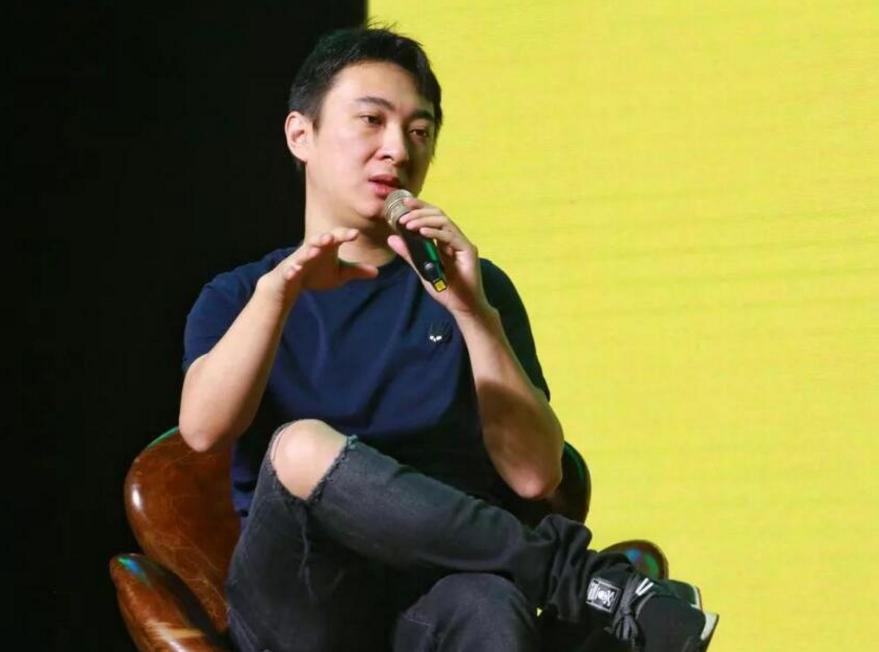 王思聪直播首秀说零花钱好几个亿,王思聪直播分红多少