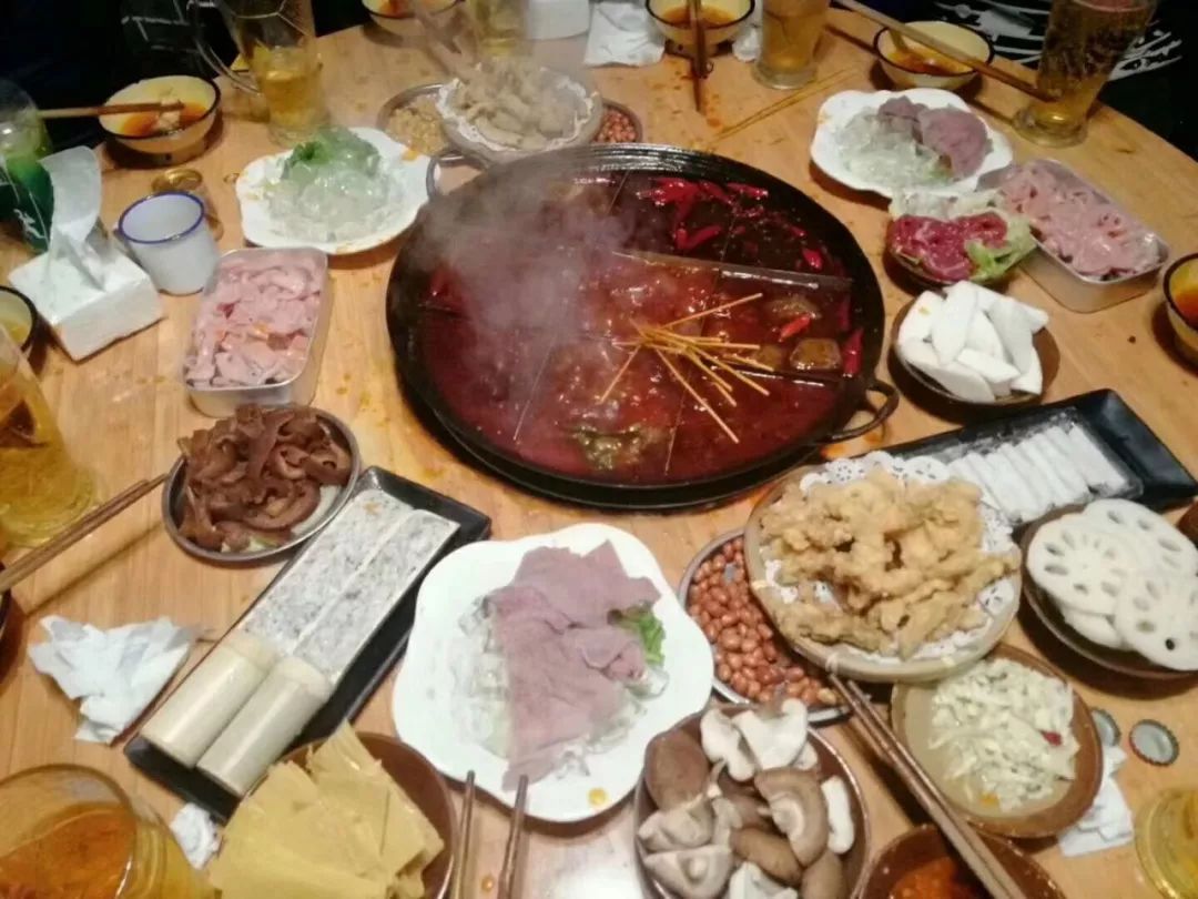 被偏头痛困扰28年的炒料师痛得炸裂还要开店感动无数网友