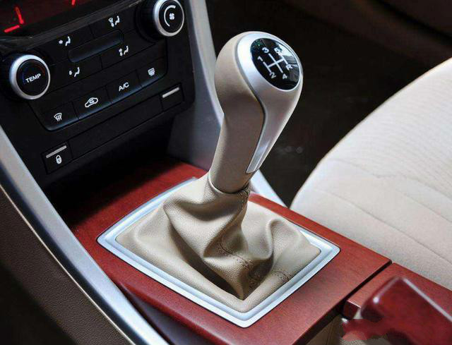 为什么自动挡没有手动挡耐用,手动挡为啥没人买